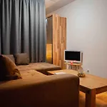 Appartement Situe 5 Min De La Gare Et Du Centre Ville