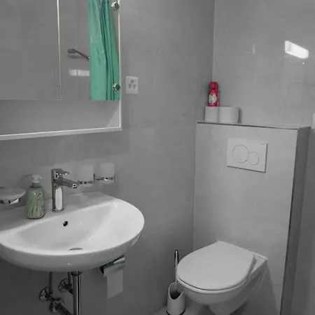 Appartement Situe 5 Min De La Gare Et Du Centre *